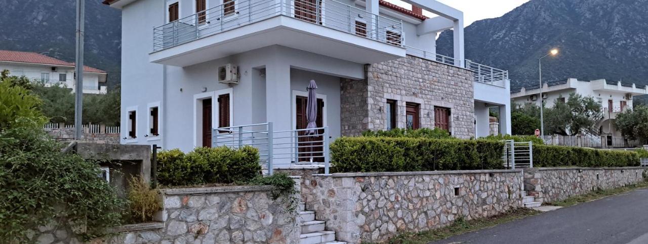 Poúlithra Light Blue House 3 Apartments מראה חיצוני תמונה